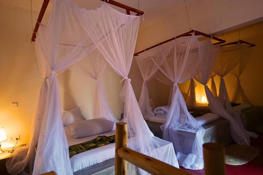 Freedom Inn 阿鲁沙 外观 照片