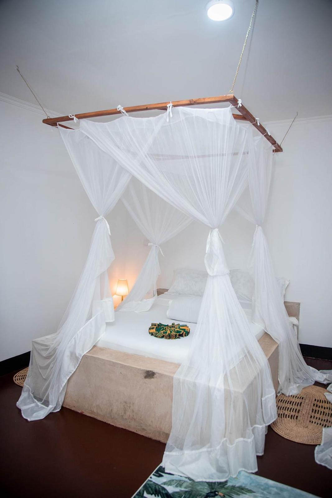 Freedom Inn 阿鲁沙 外观 照片