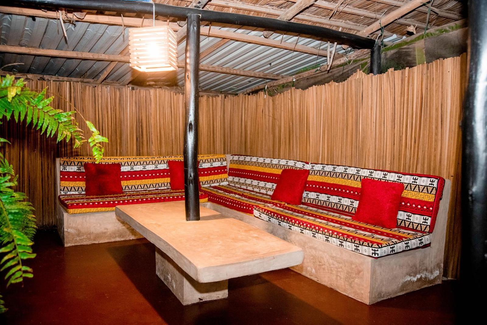 Freedom Inn 阿鲁沙 外观 照片